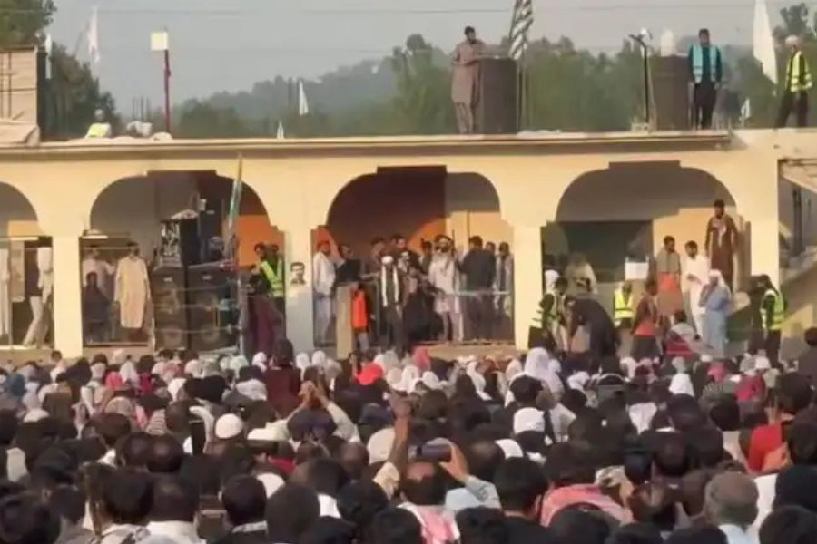 PoK Protests Intensify: Demonstrators Declare Region ‘Not Part of Pakistan’, Warn of Reaching Out to India