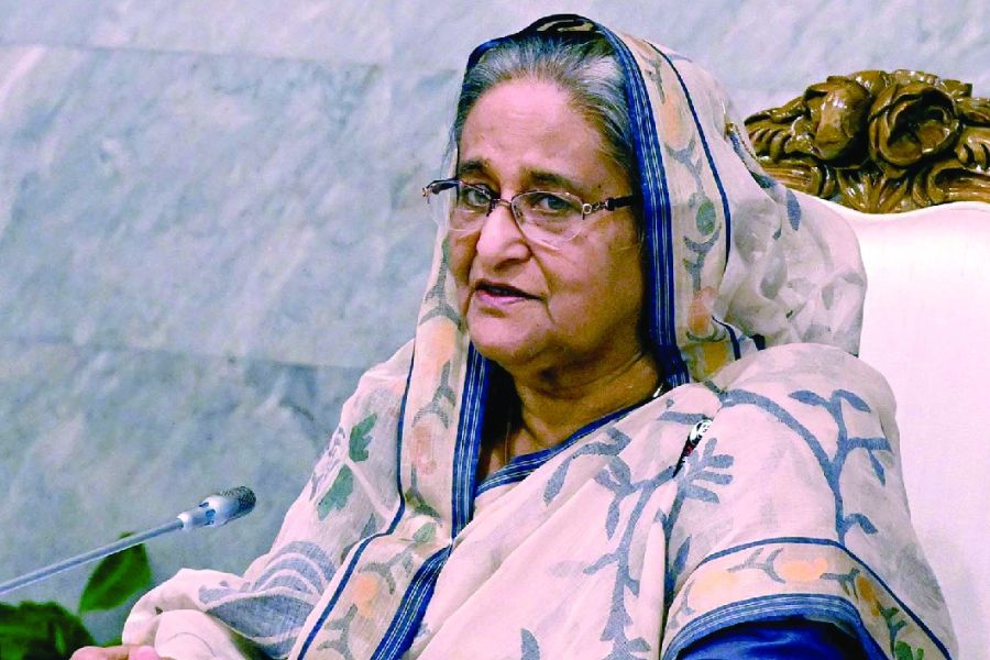 “Bring the World’s Best Lawyers”: Bangladesh Welcomes Sheikh Hasina’s Return, Says She Must Face Justice