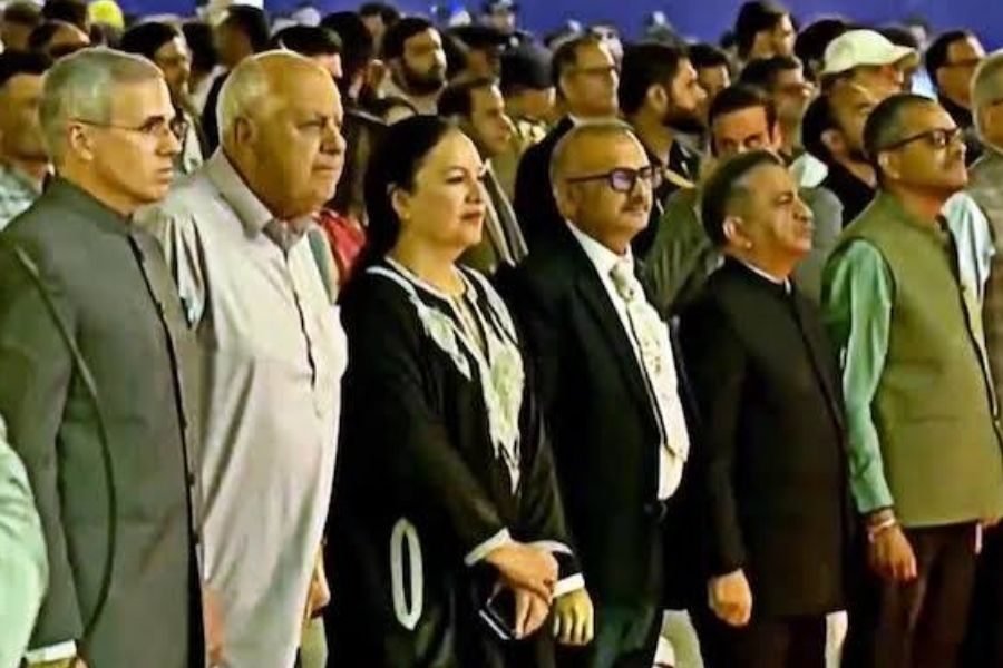 ‘Does Congress Want Kashmiris in Jail?’ Omar Abdullah Hits Back Over Full Vande Mataram